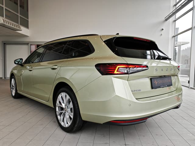 Škoda New Superb Combi Selection 4/18