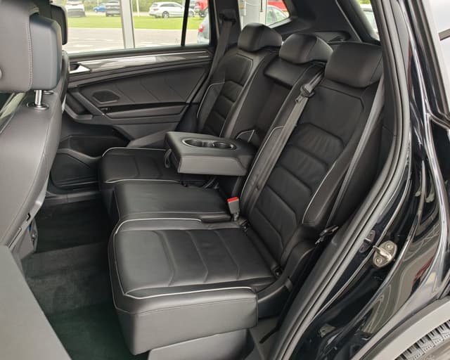 Volkswagen Tiguan Allspace 1.5 TSI EVO OPF R-Line DSG 9/28