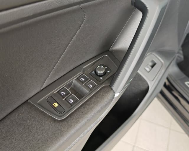 Volkswagen Tiguan Allspace 1.5 TSI EVO OPF R-Line DSG 23/28