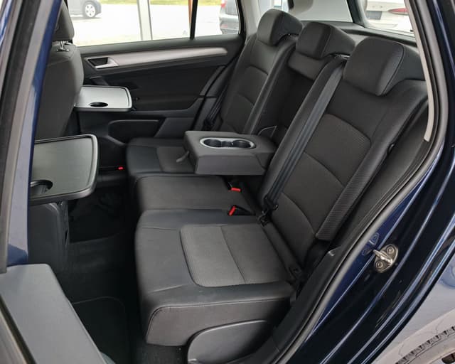 Volkswagen Golf Sportsvan 1.6 TDI BMT 110k Comfortline 9/21