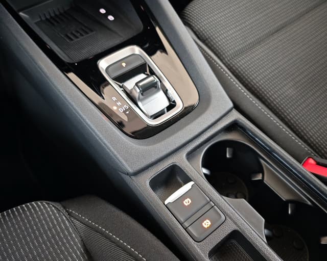 Škoda Octavia Combi Selection 1.5 TSI m-HEV DSG 110kW // Záruka 5 rokov / 100 000 km // 18/21