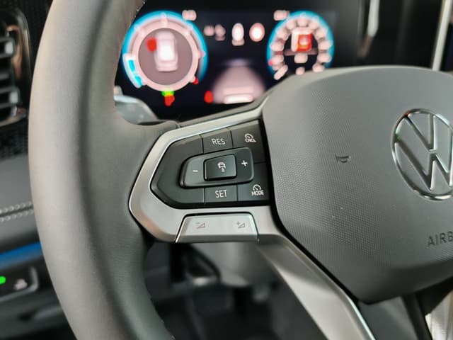 Volkswagen Tiguan 2.0 TDI Life DSG 11/29