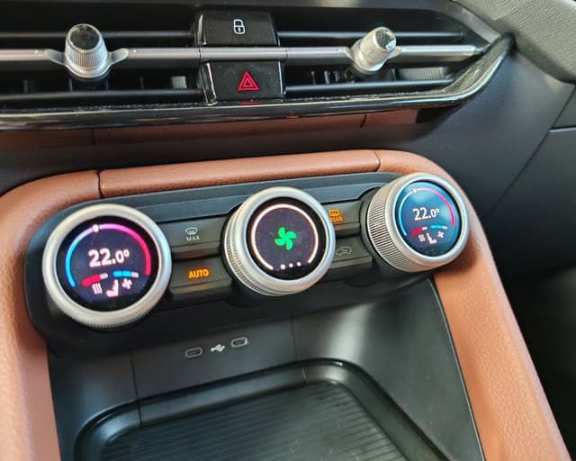 Škoda Kodiaq Exclusive Selection 2.0TDI, 142kw, 4×4, 7 miestny 22/27