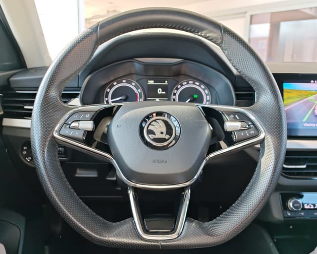 Škoda Scala 1.5 TSI Joy DSG 11/25