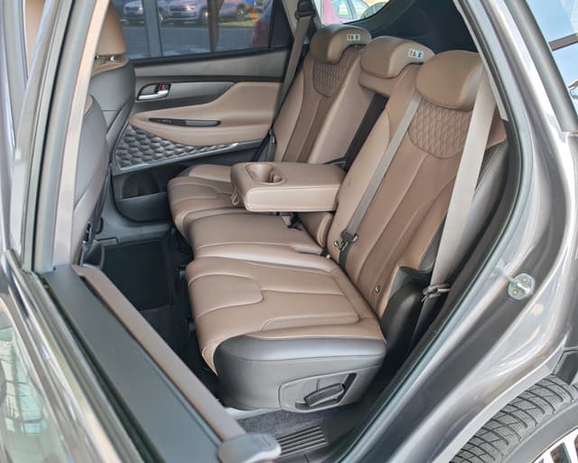 Hyundai Santa Fe 2.2 CRDi Premium 4×4 A/T 9/33