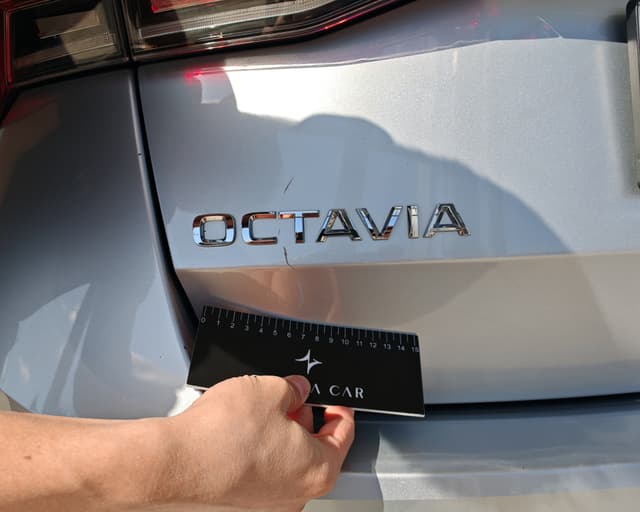 Škoda Octavia Combi 2.0 TDI Style DSG 23/29