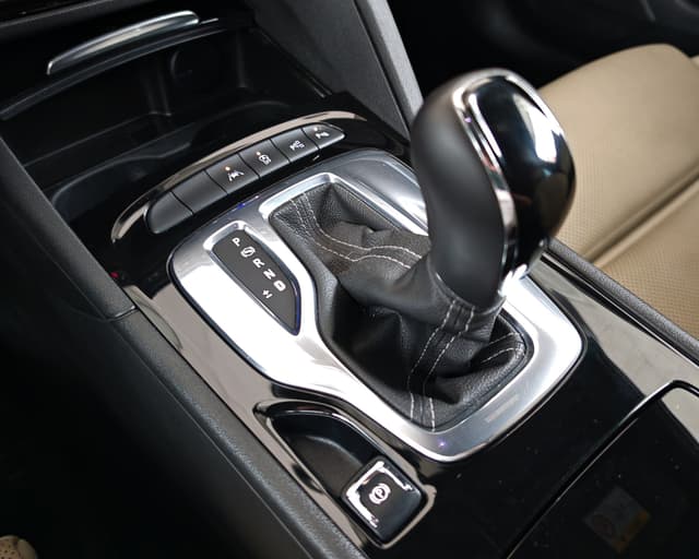 Opel Insignia ST 2.0 CDTi S S Ultimate 4×4 A/T 20/31