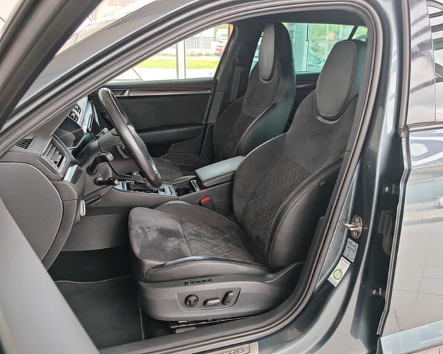 Škoda Superb Combi 2.0 TDI SCR Sportline 4×4 DSG 8/32