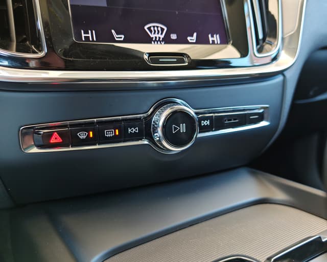 Volvo V60 Cross Country CC D4 2.0 A/T AWD 23/31