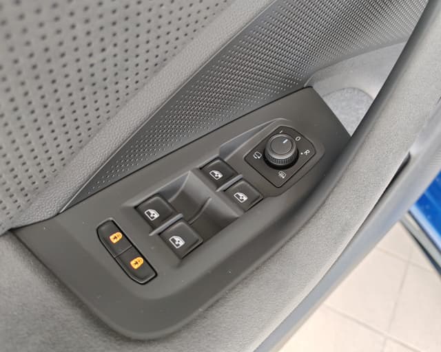 Škoda Superb Sportline 2.0 TDI 142KW 4×4 25/32