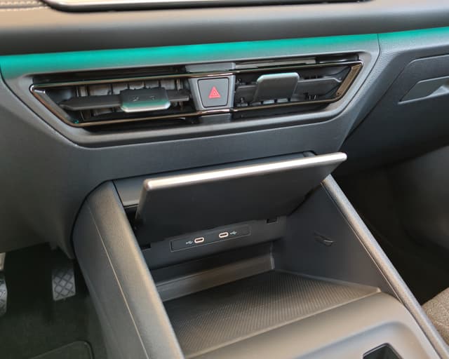 Volkswagen Tiguan 1.5 eTSI mHEV ACT Life DSG 27/32