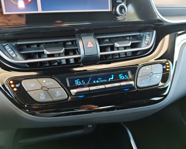Toyota C-HR 2.0 Hybrid Dynamic Force GR Sport E-CVT 21/32
