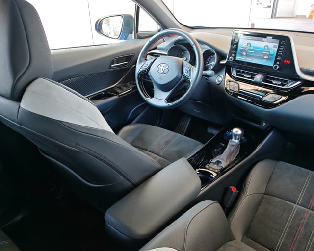 Toyota C-HR 2.0 Hybrid Dynamic Force GR Sport E-CVT 10/32