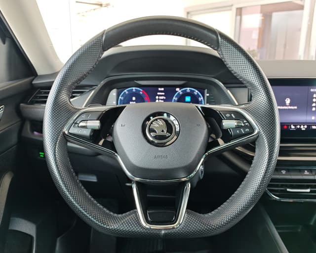 Škoda Octavia Combi 2.0 TDI SCR Style DSG 10/28