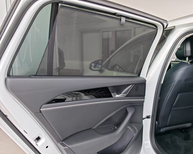 Volkswagen Passat Variant 2.0 TDI 110KW Elegance 33/37