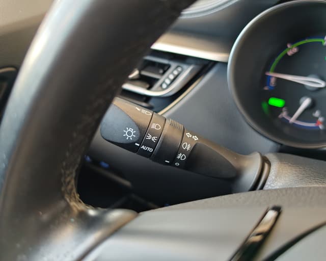 Toyota C-HR 1.8 Hybrid Comfort E-CVT 15/31