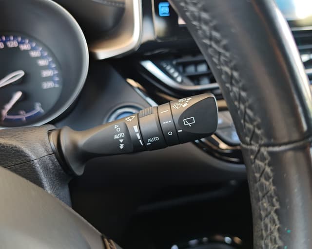 Toyota C-HR 1.8 Hybrid Comfort E-CVT 16/31