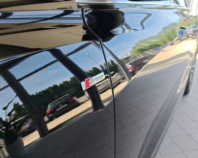 Audi Q8 50 3.0 TDI mHEV quattro tiptronic 38/43