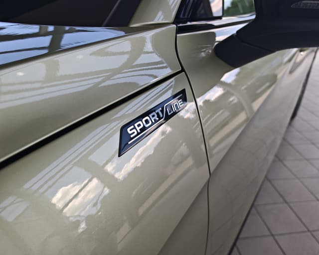 Škoda Superb Sportline 2.0 TDI 110KW 2025 36/38