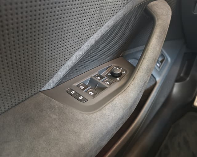 Škoda Superb Sportline 2.0 TDI 110KW 2025 35/38