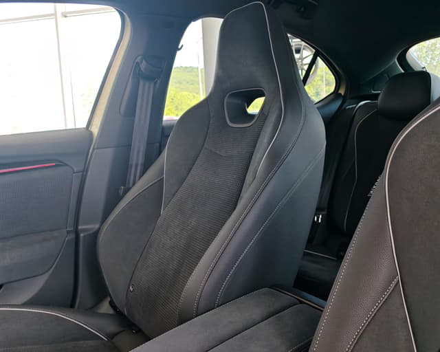 Škoda Superb Sportline 2.0 TDI 110KW 2025 12/38