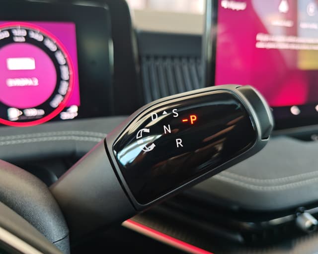 Škoda Superb Sportline 2.0 TDI 110KW 2025 17/38