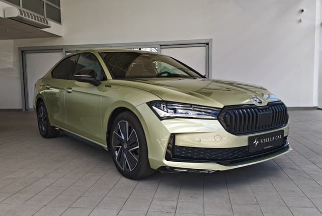 Škoda Superb Sportline 2.0 TDI 110KW 2025 3/38