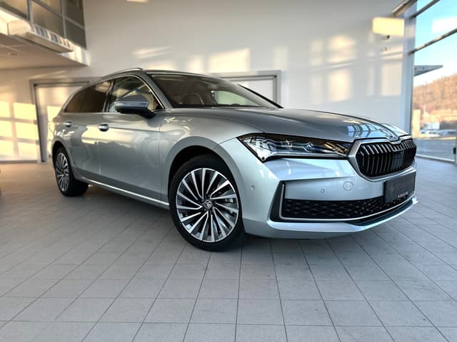 Škoda Superb Combi Laurint Klement 2.0 TDI 142KW 4×4 3/26