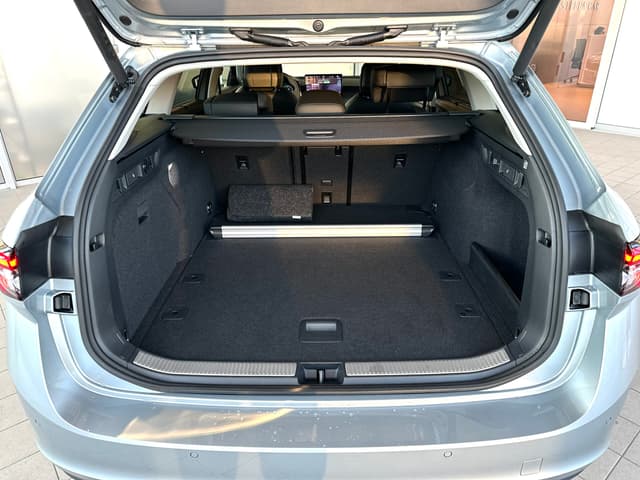 Škoda Superb Combi Laurint Klement 2.0 TDI 142KW 4×4 26/26
