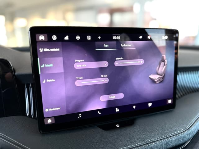 Škoda Superb Combi Laurint Klement 2.0 TDI 142KW 4×4 17/26