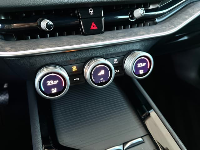 Škoda Superb Combi Laurint Klement 2.0 TDI 142KW 4×4 21/26