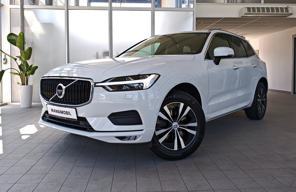 Volvo XC60 T4 Momentum Pro A/T