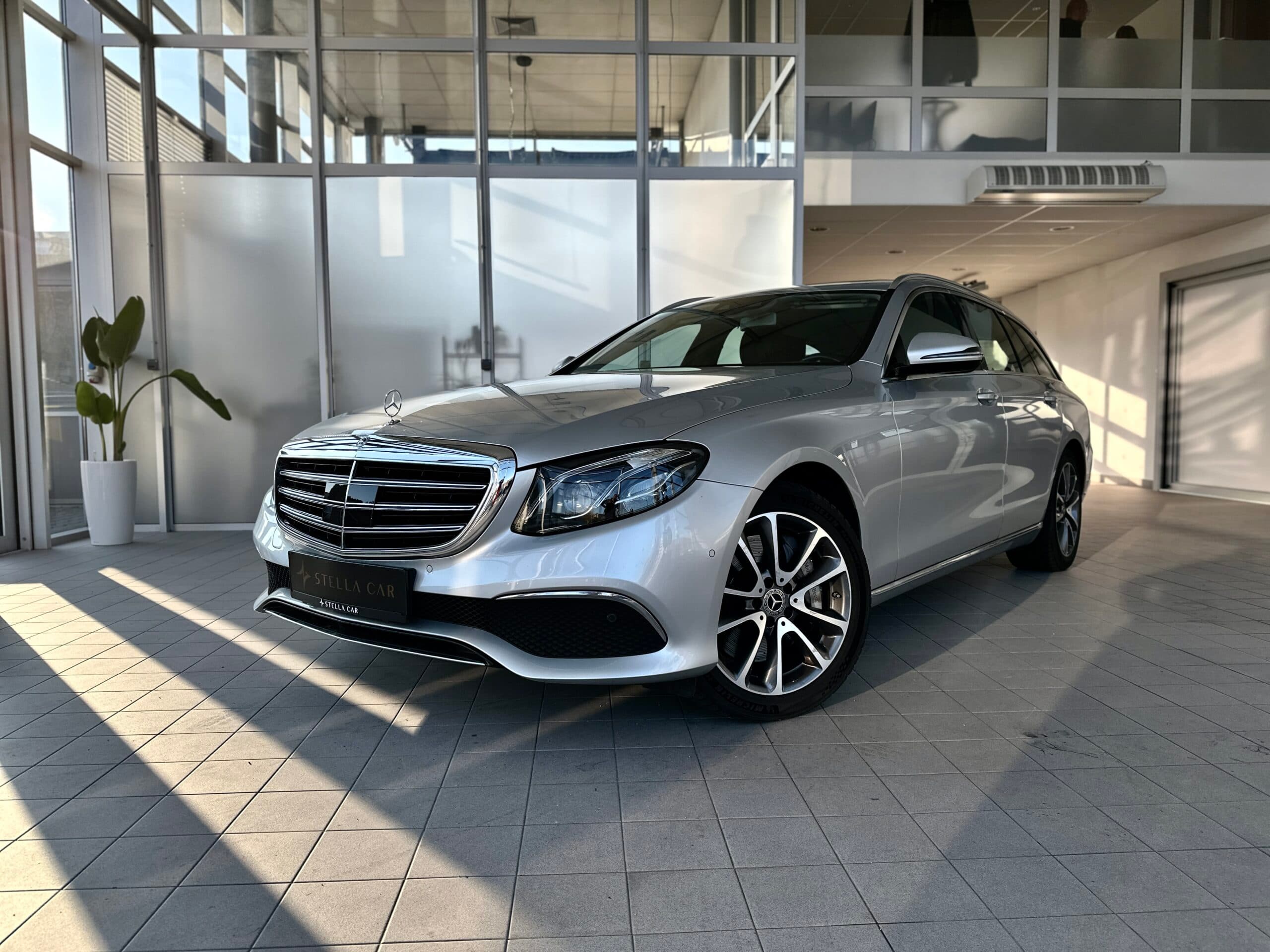 Mercedes Benz E400d T-Model Avantgarde